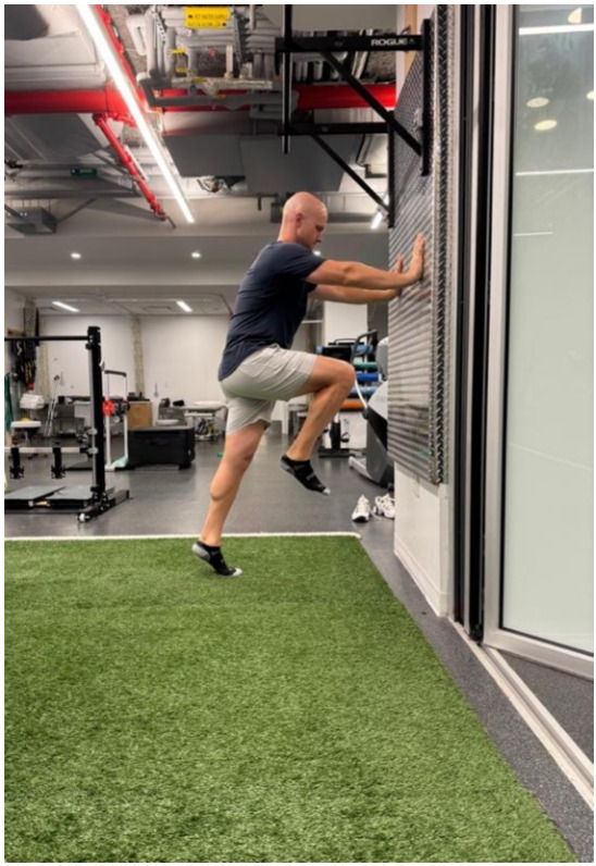 Triple extension wall drill